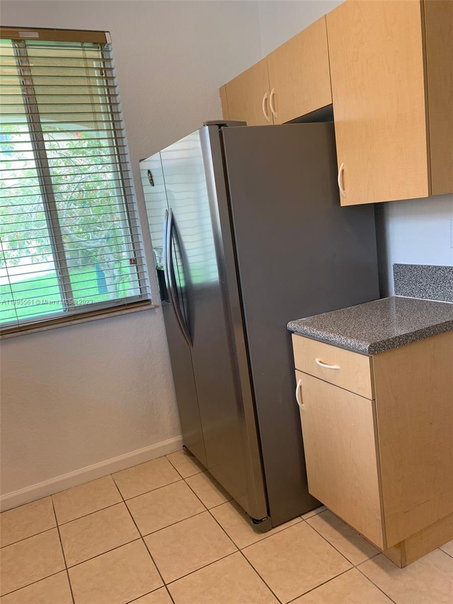 SOUTH POINTE COVE CONDO - Residential