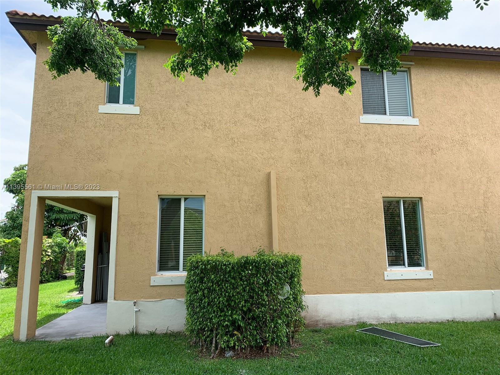 SOUTH POINTE COVE CONDO - Residential