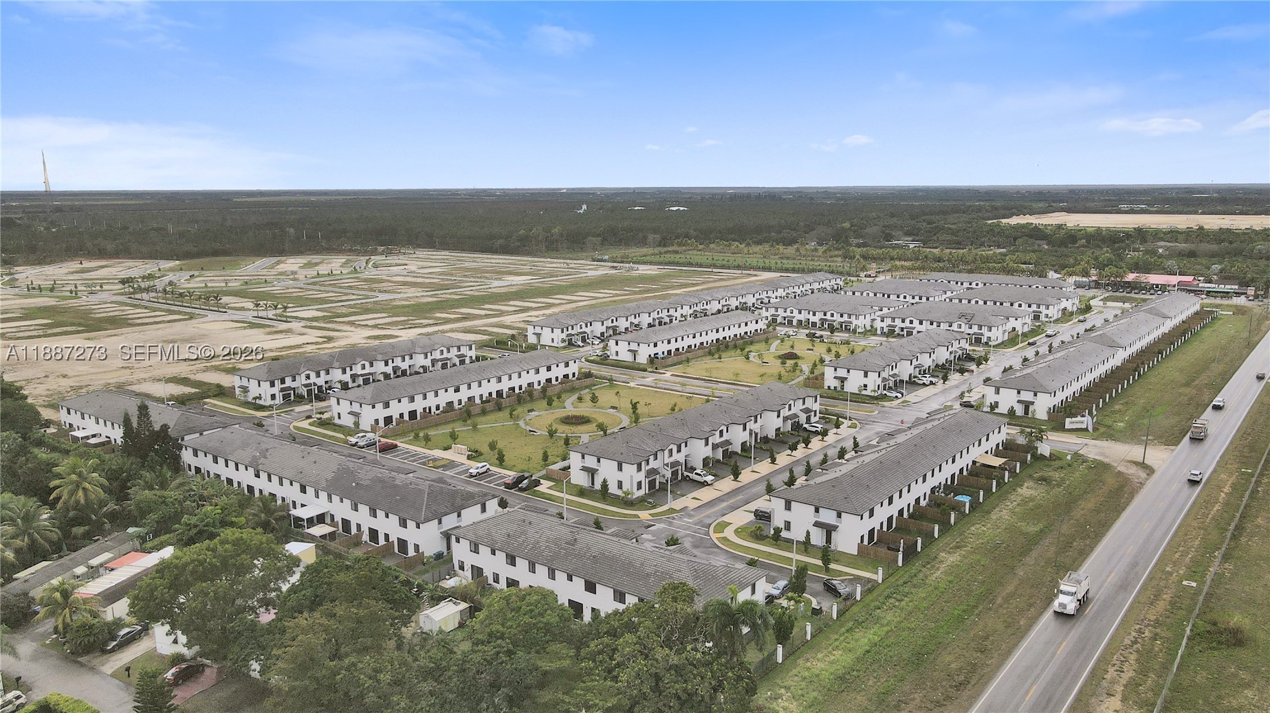 CENTURY PARK SQUARE - Residential