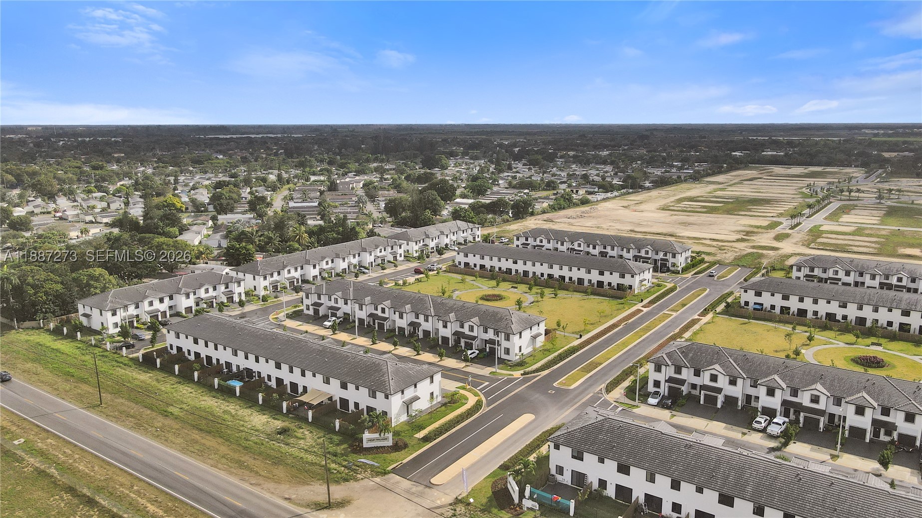 CENTURY PARK SQUARE - Residential