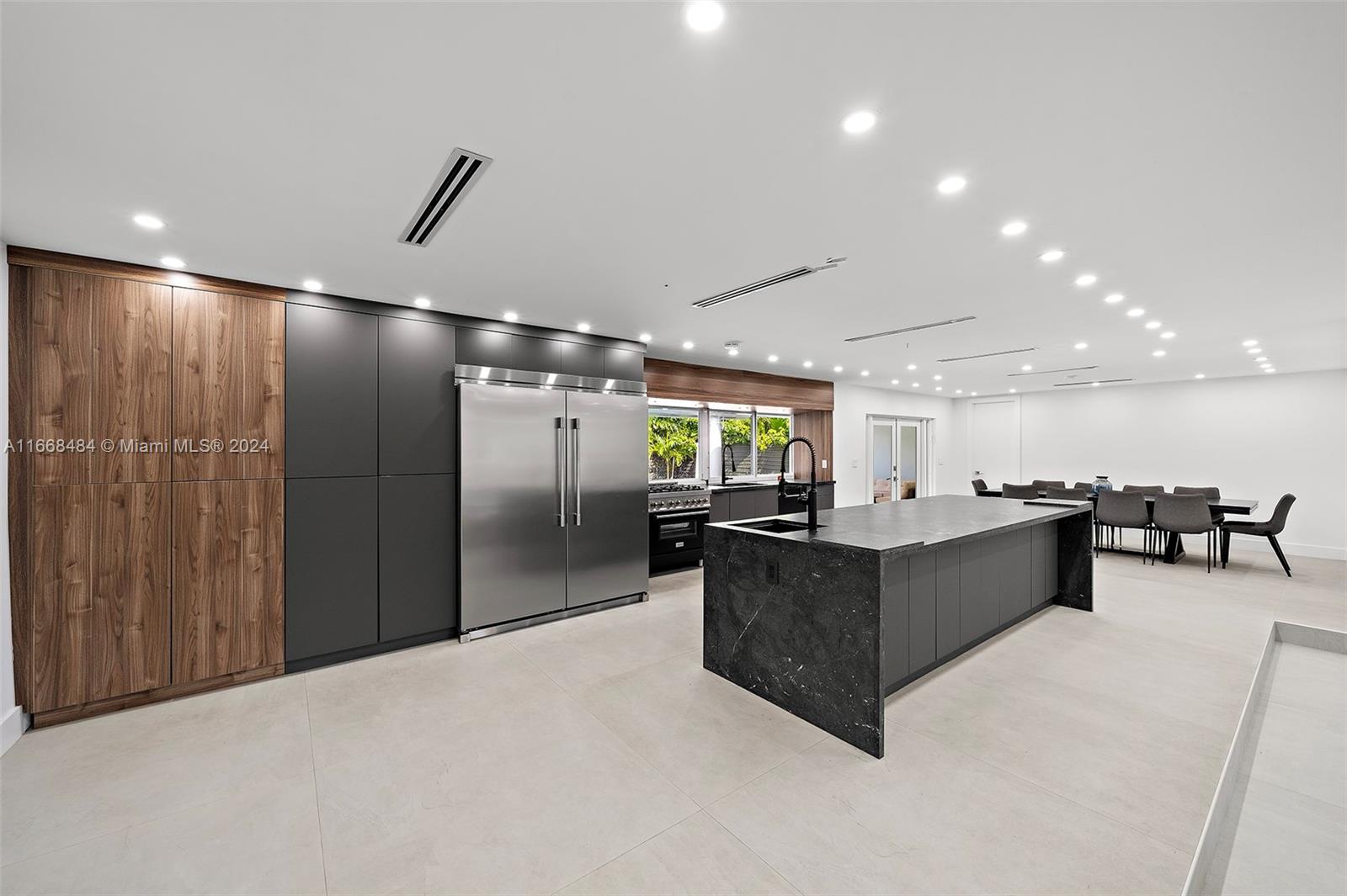 Highland Oak Gardens - Residential Lease