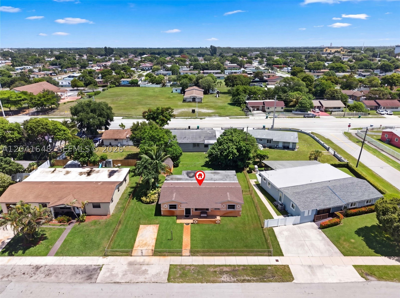LAKEWOOD ESTS - Residential
