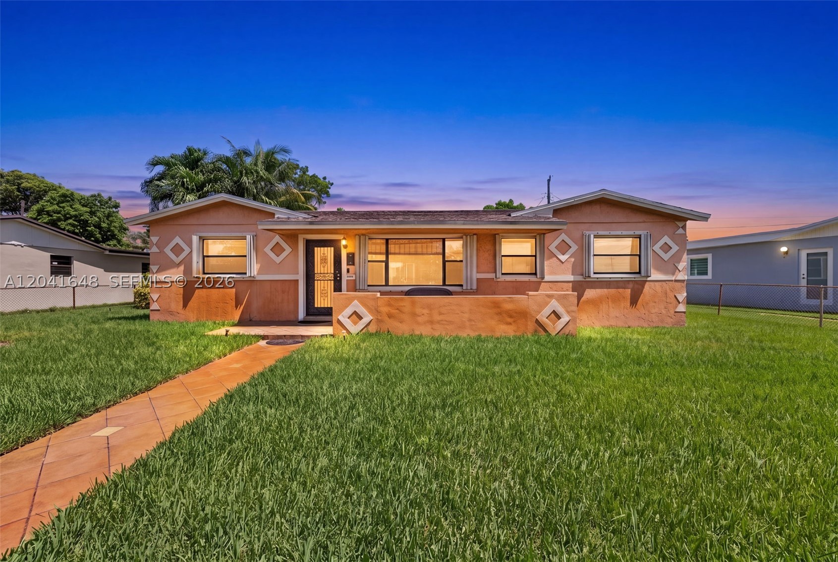 LAKEWOOD ESTS - Residential