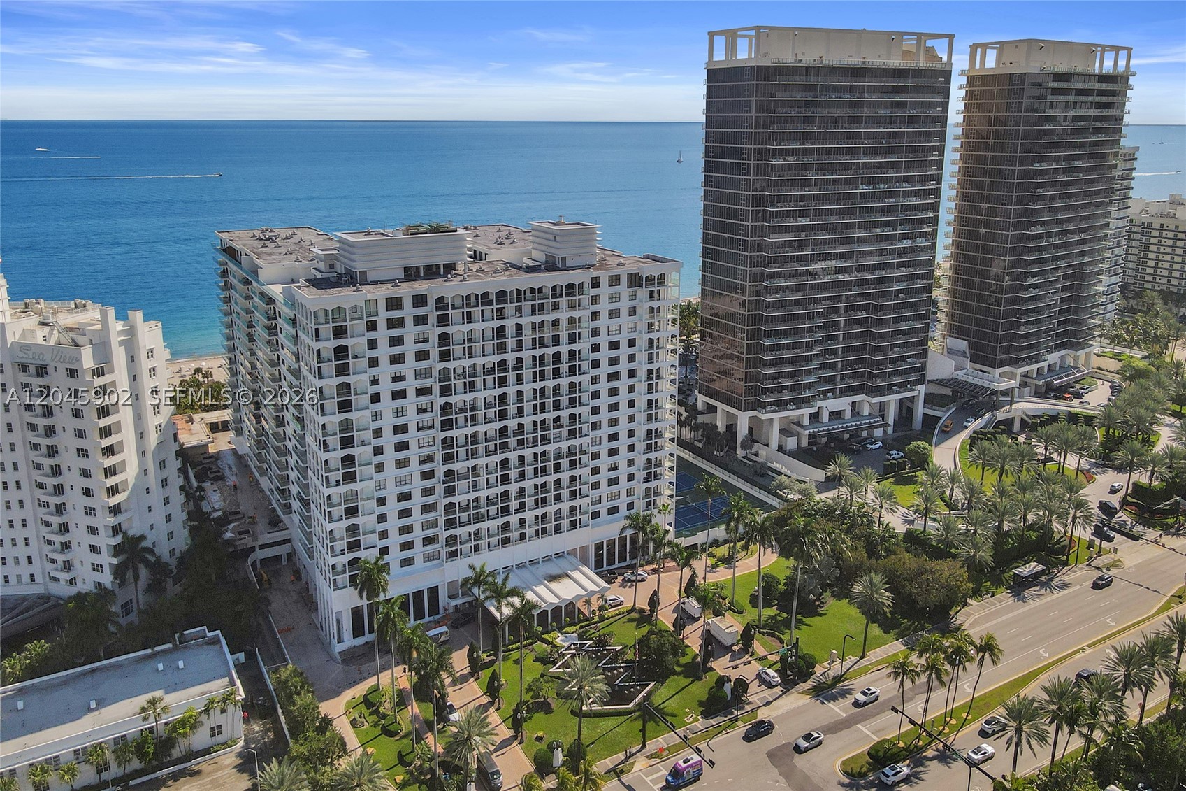 BALMORAL CONDO - Residential