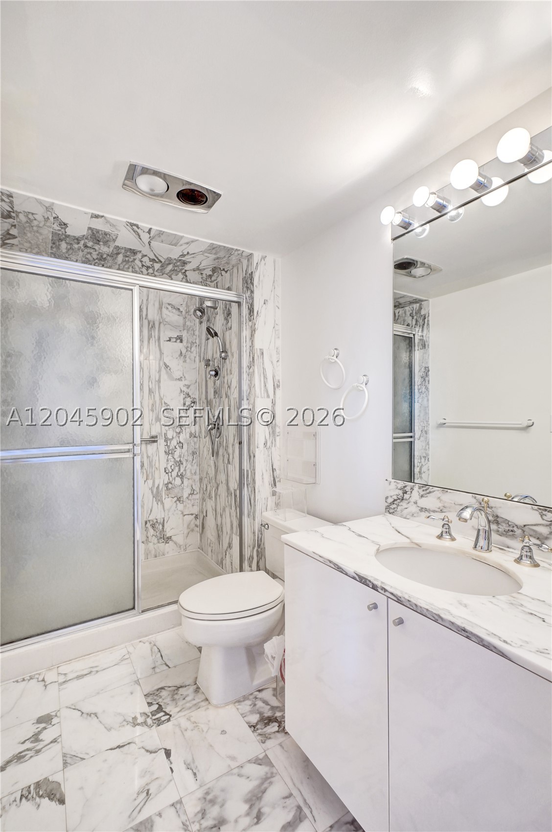 BALMORAL CONDO - Residential