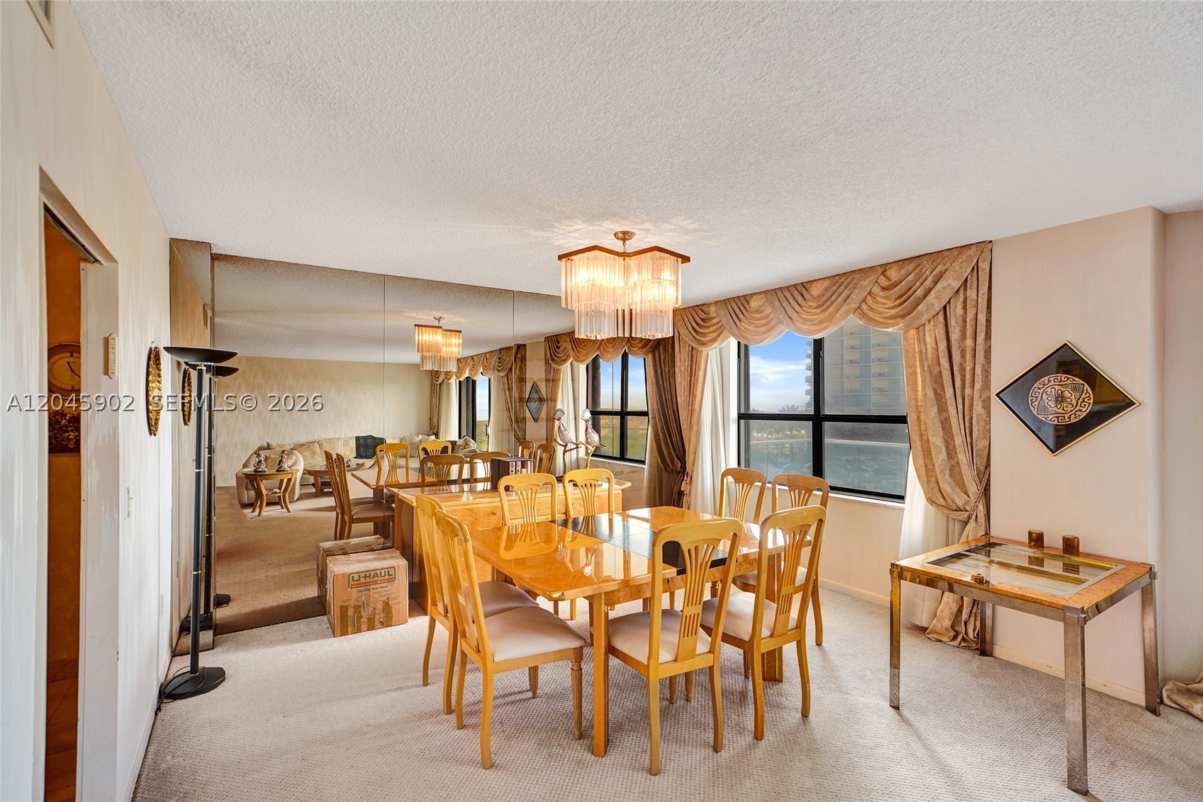 BALMORAL CONDO - Residential