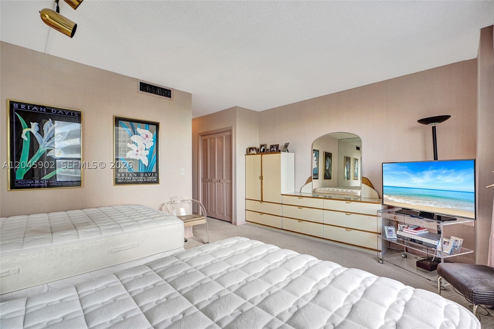 BALMORAL CONDO - Residential