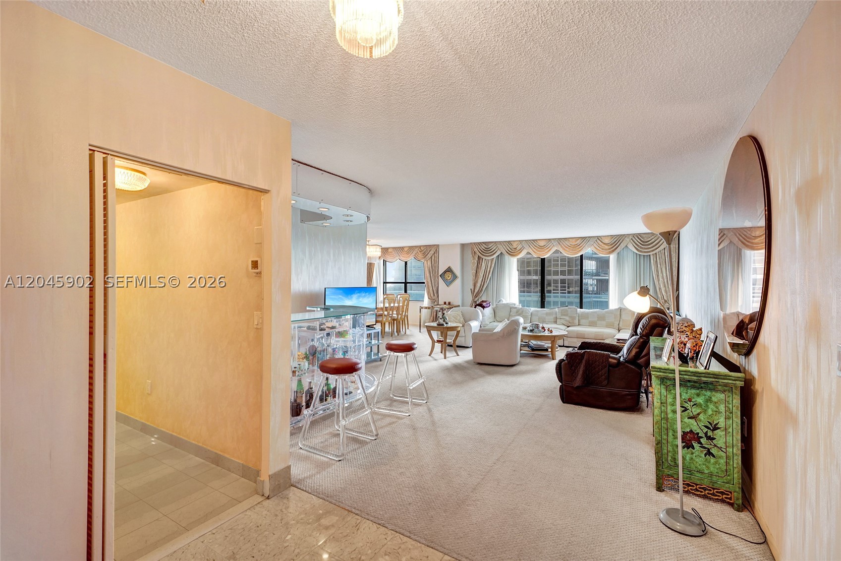 BALMORAL CONDO - Residential