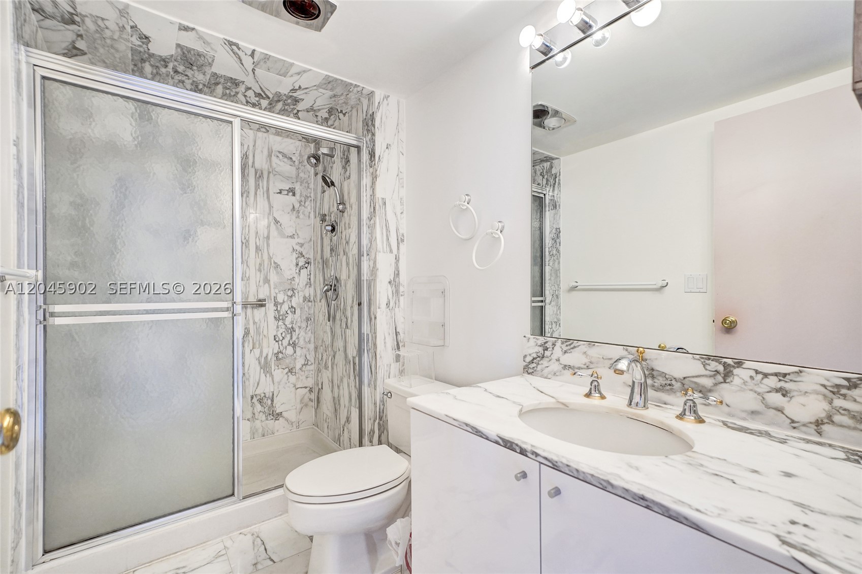 BALMORAL CONDO - Residential