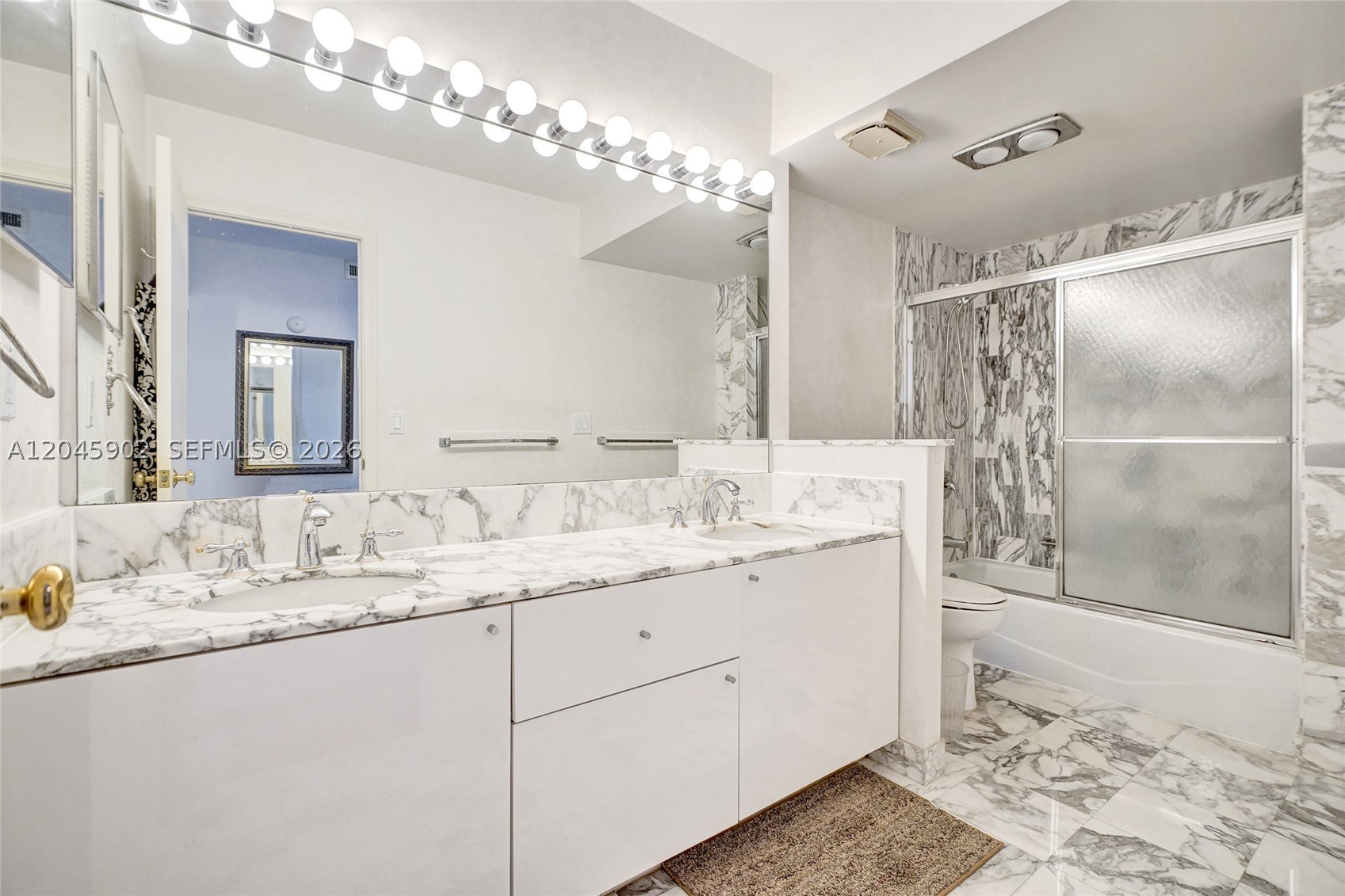 BALMORAL CONDO - Residential