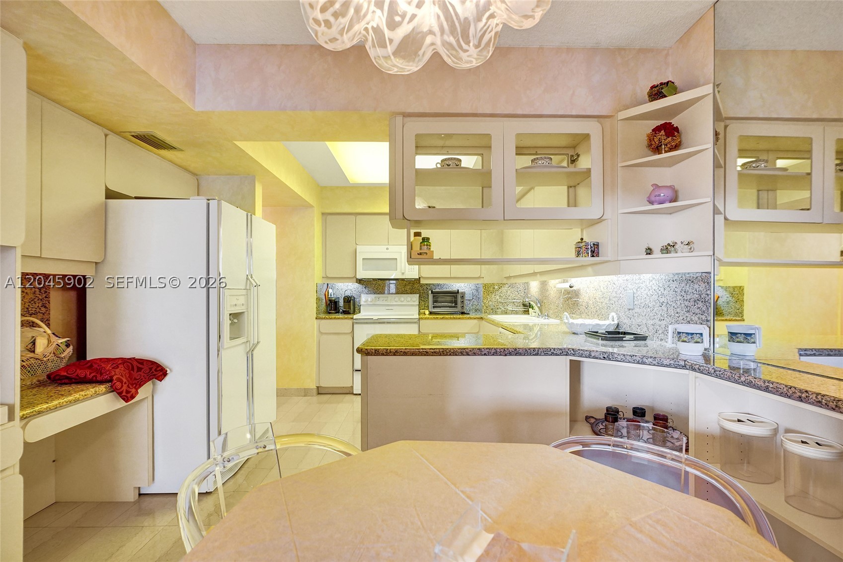 BALMORAL CONDO - Residential