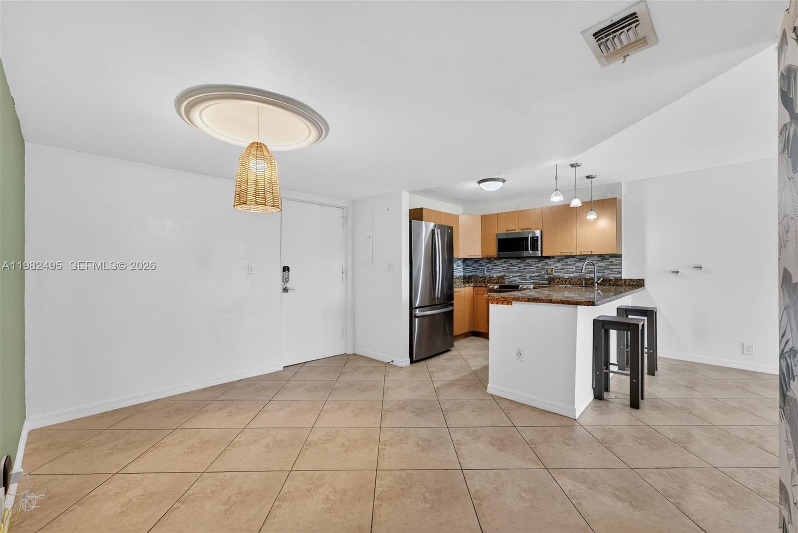 RIVER MANOR CONDO - Residential Lease