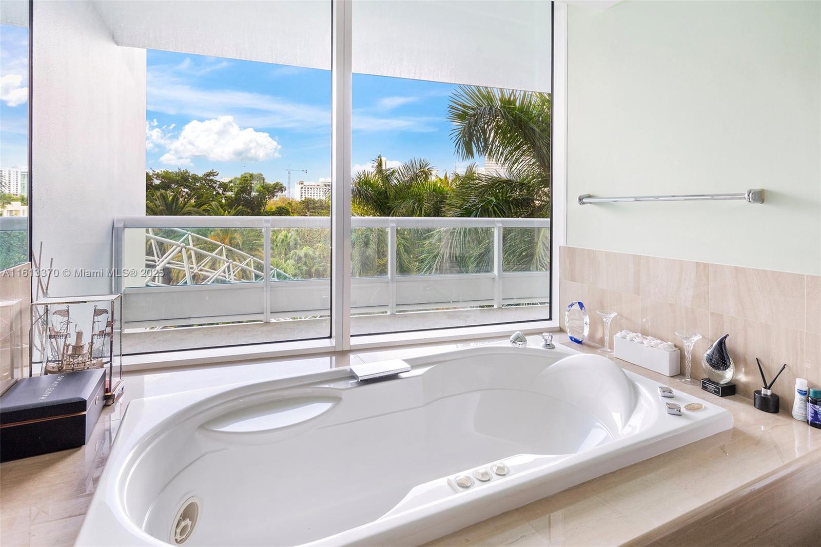 SANTA MARIA CONDO - Residential