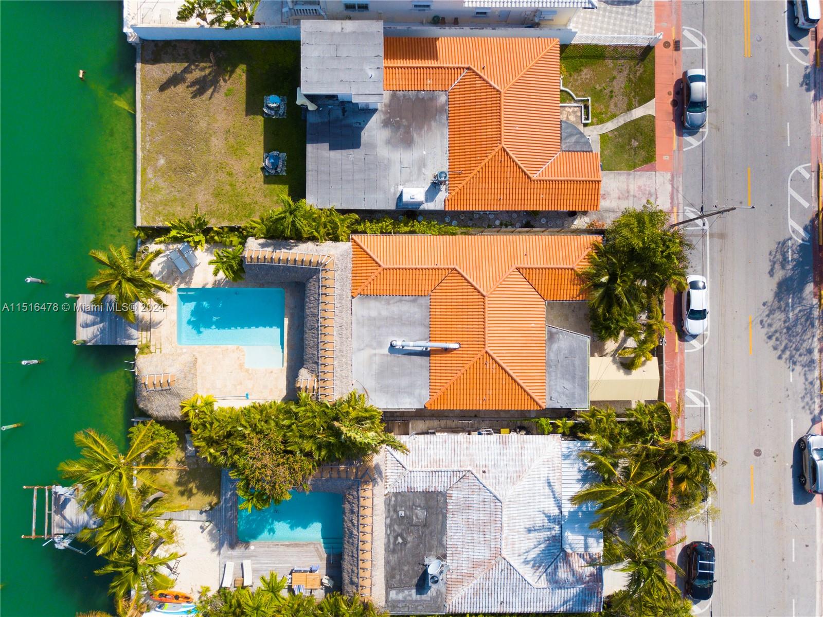 BISCAYNE BEACH - Residential