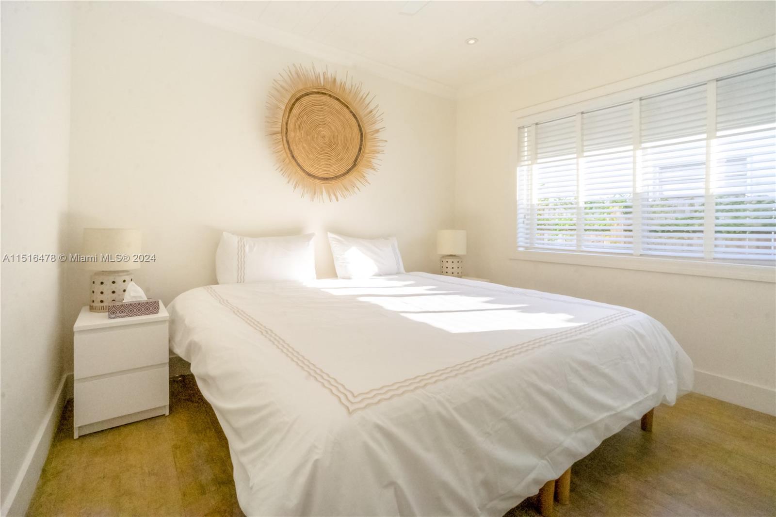 BISCAYNE BEACH - Residential