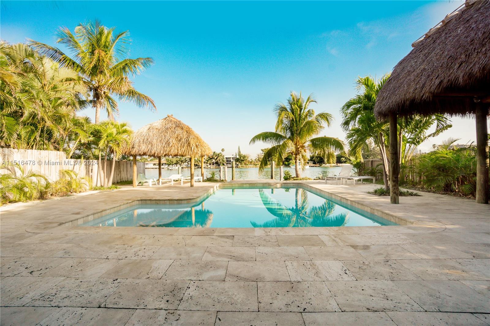 BISCAYNE BEACH - Residential