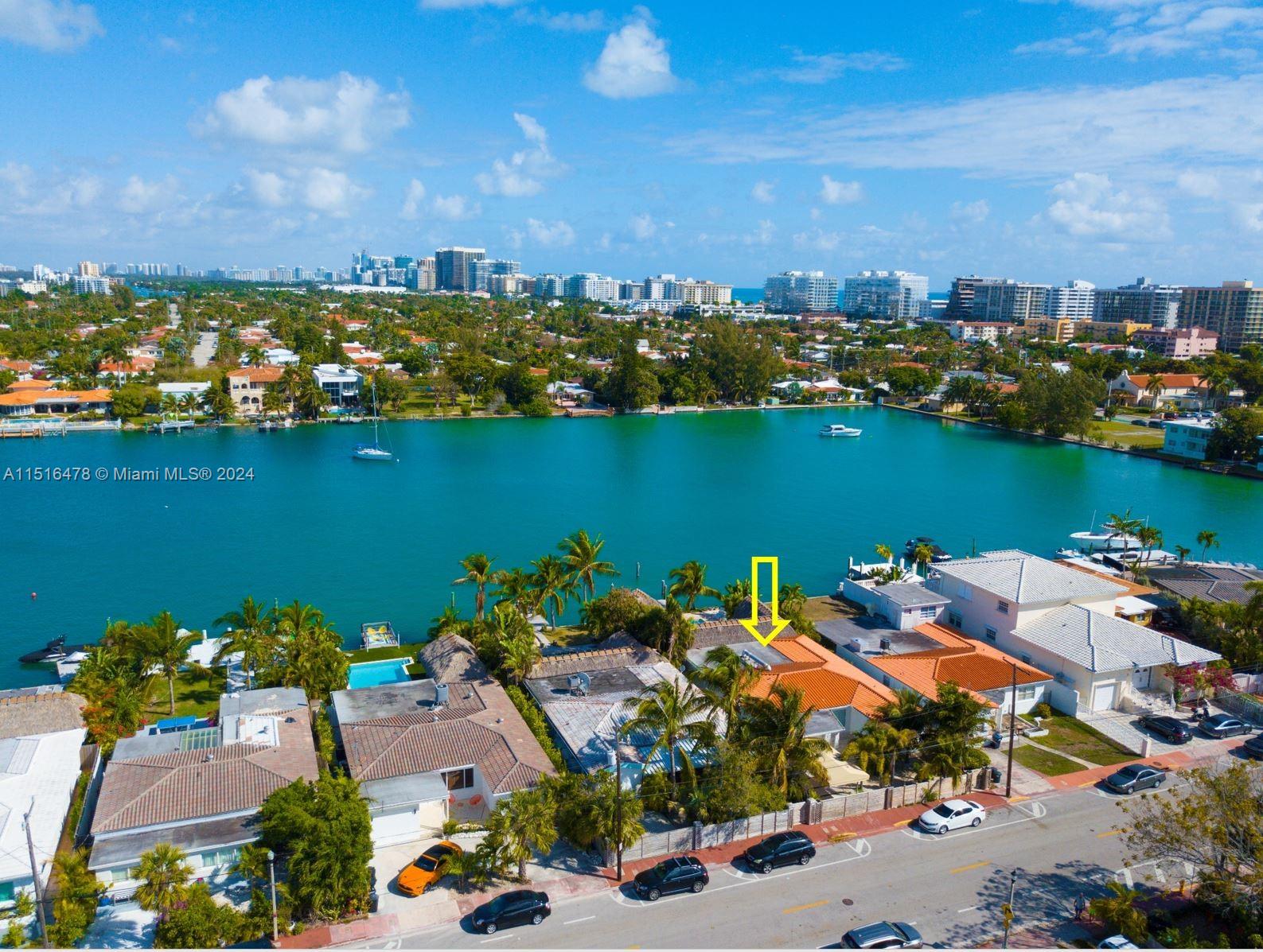 BISCAYNE BEACH - Residential