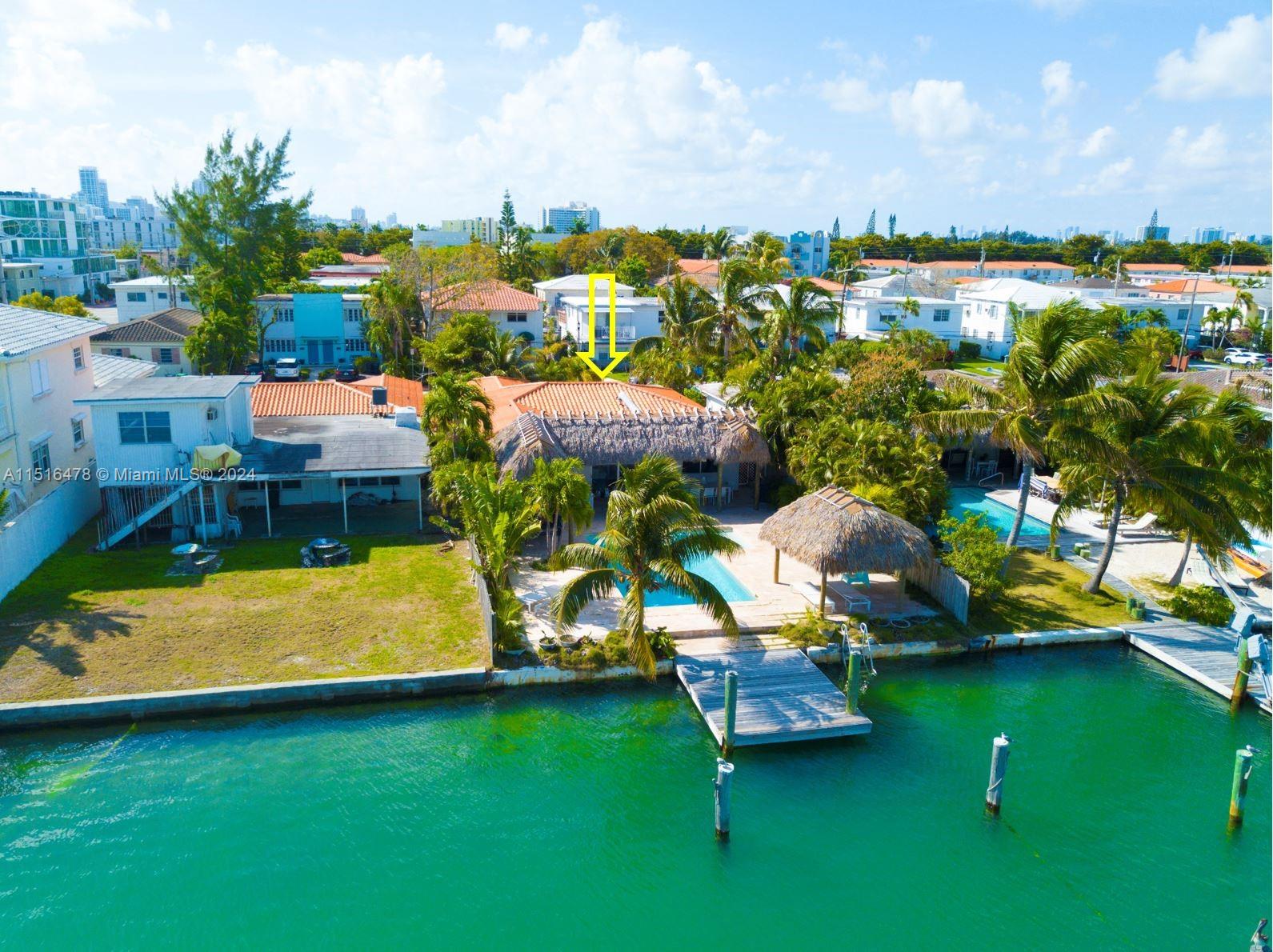 BISCAYNE BEACH - Residential
