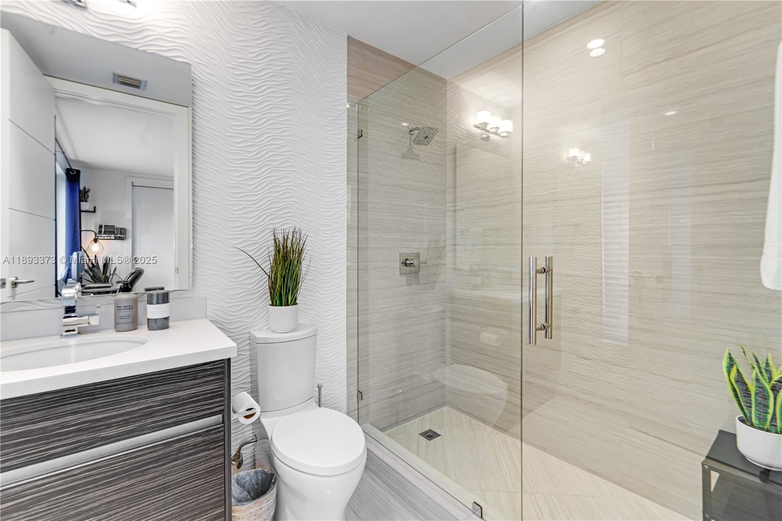 SILVER SHORES UNIT - Residential