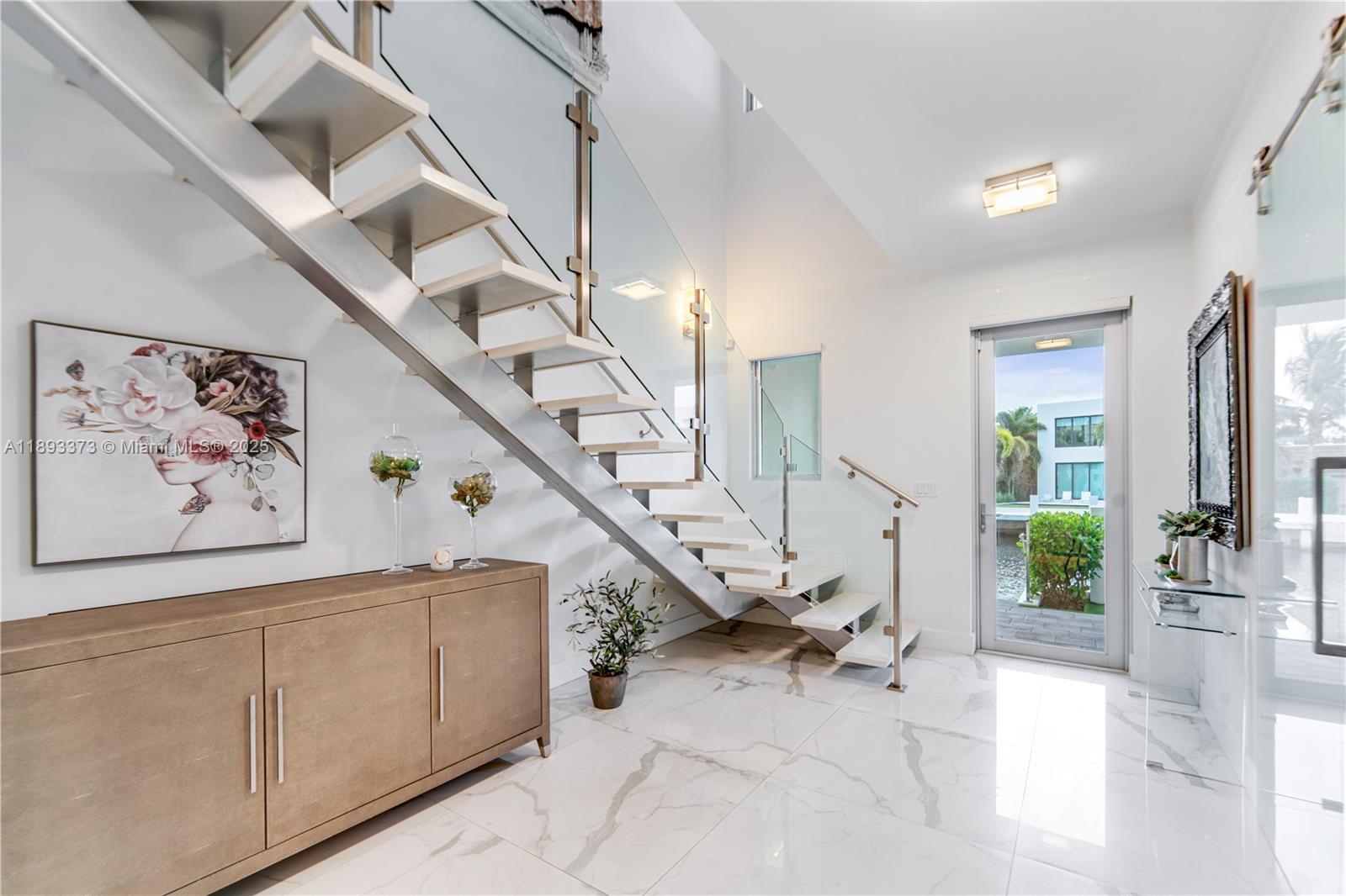 SILVER SHORES UNIT - Residential