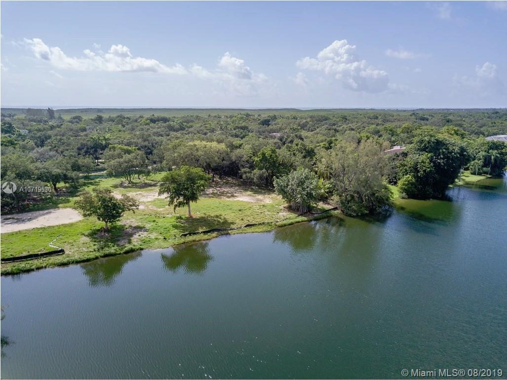 SNAPPER CREEK LAKES SUB - Land