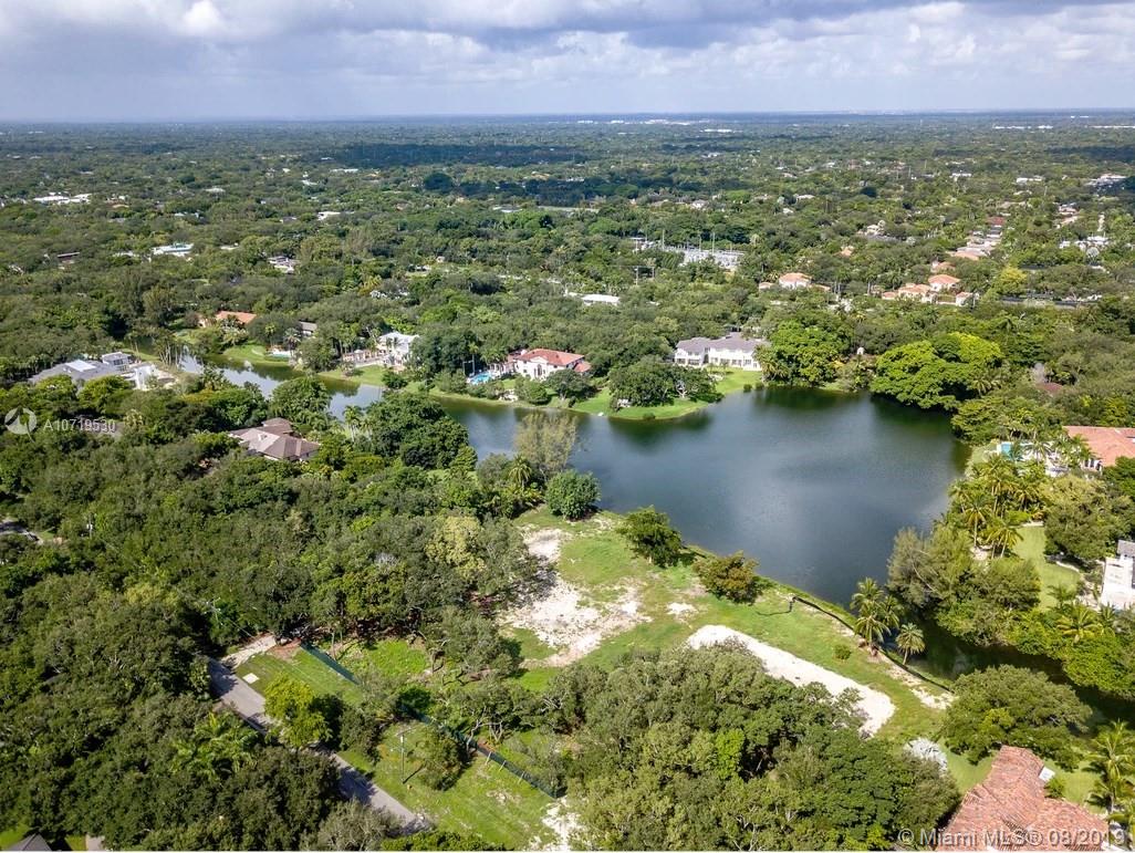 SNAPPER CREEK LAKES SUB - Land