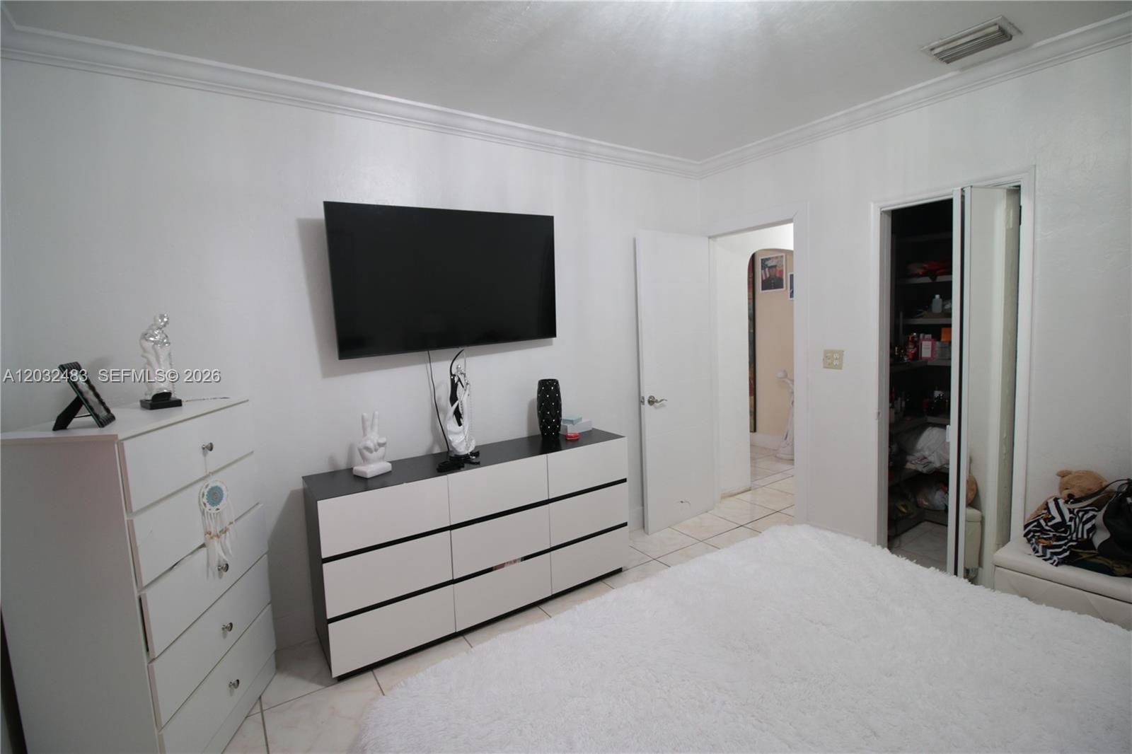 TOWN OF HIALEAH 1 ADDN AM - Residential