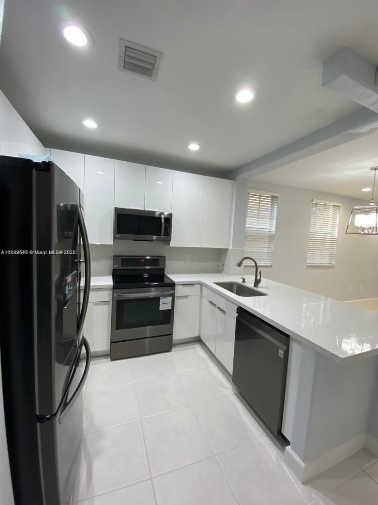 COBBLESTONE CONDO - Residential Lease