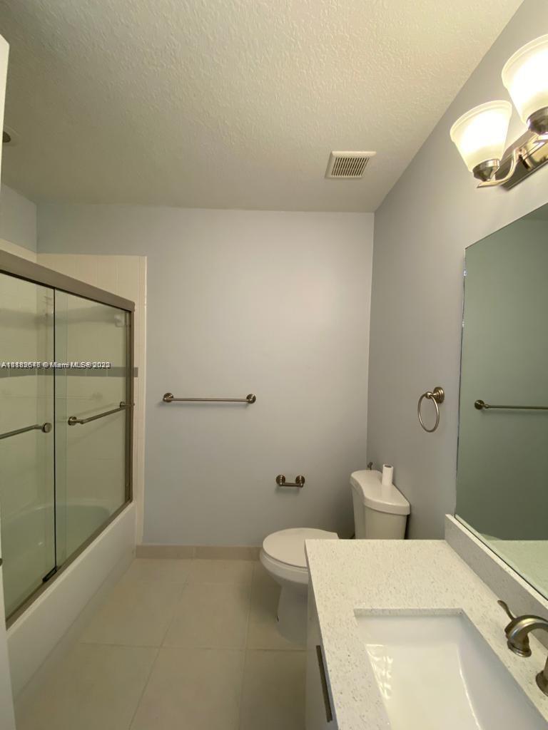 COBBLESTONE CONDO - Residential Lease