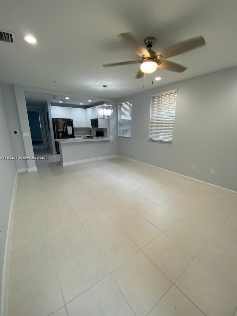 COBBLESTONE CONDO - Residential Lease