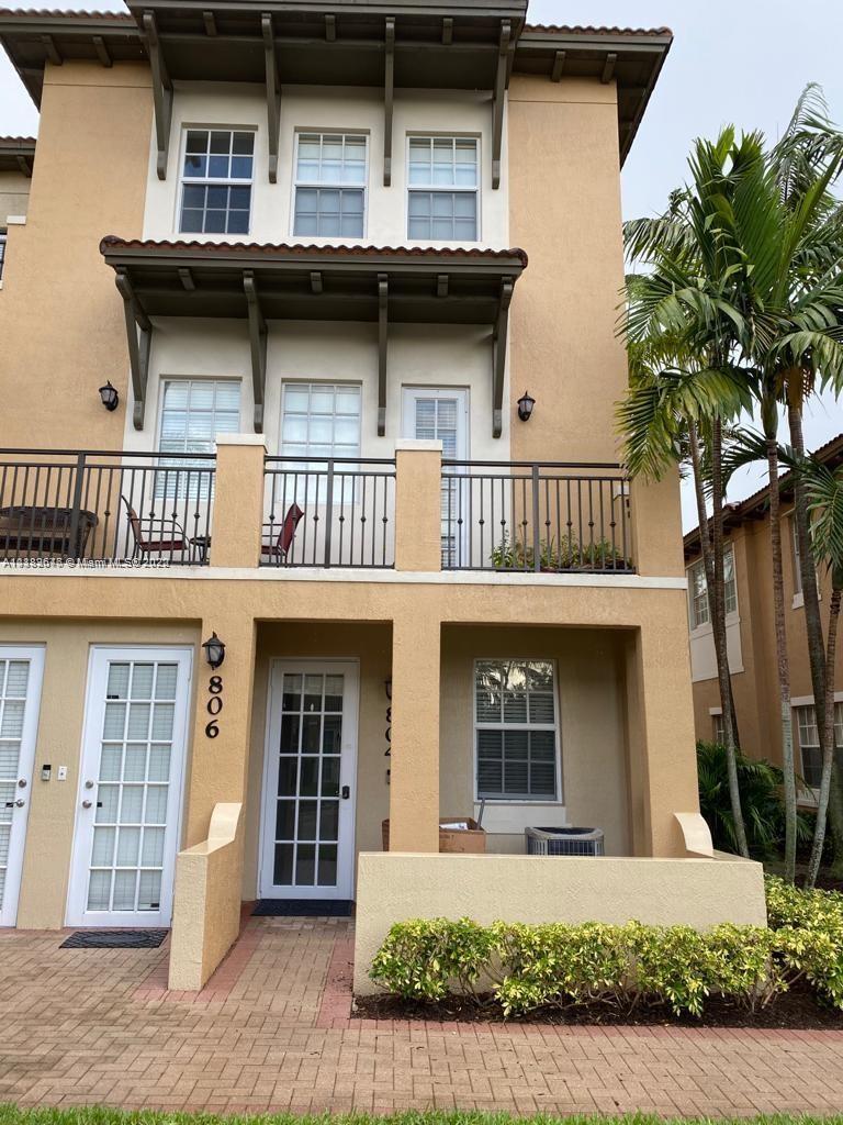 COBBLESTONE CONDO - Residential Lease