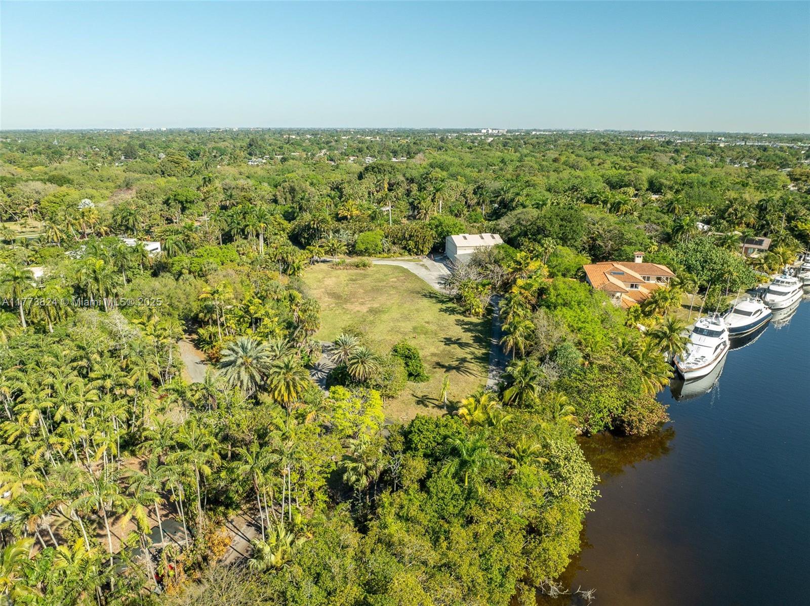 Melrose Park and Riverland - Land