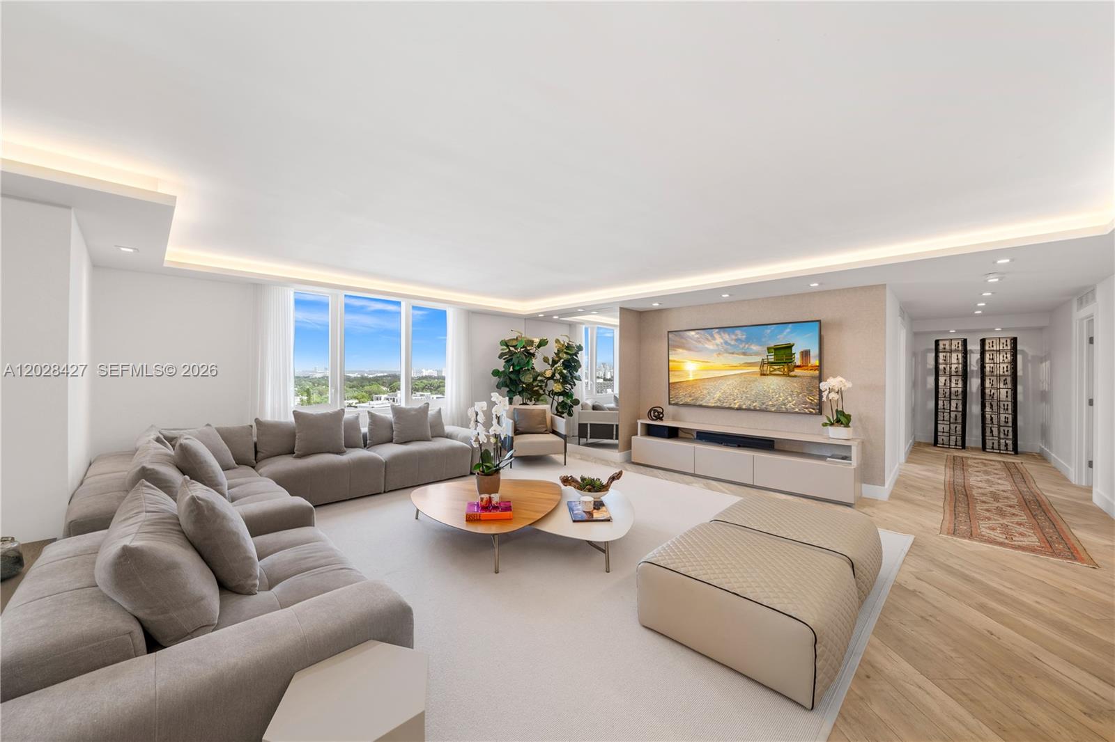 RONEY PALACE CONDO - Residential