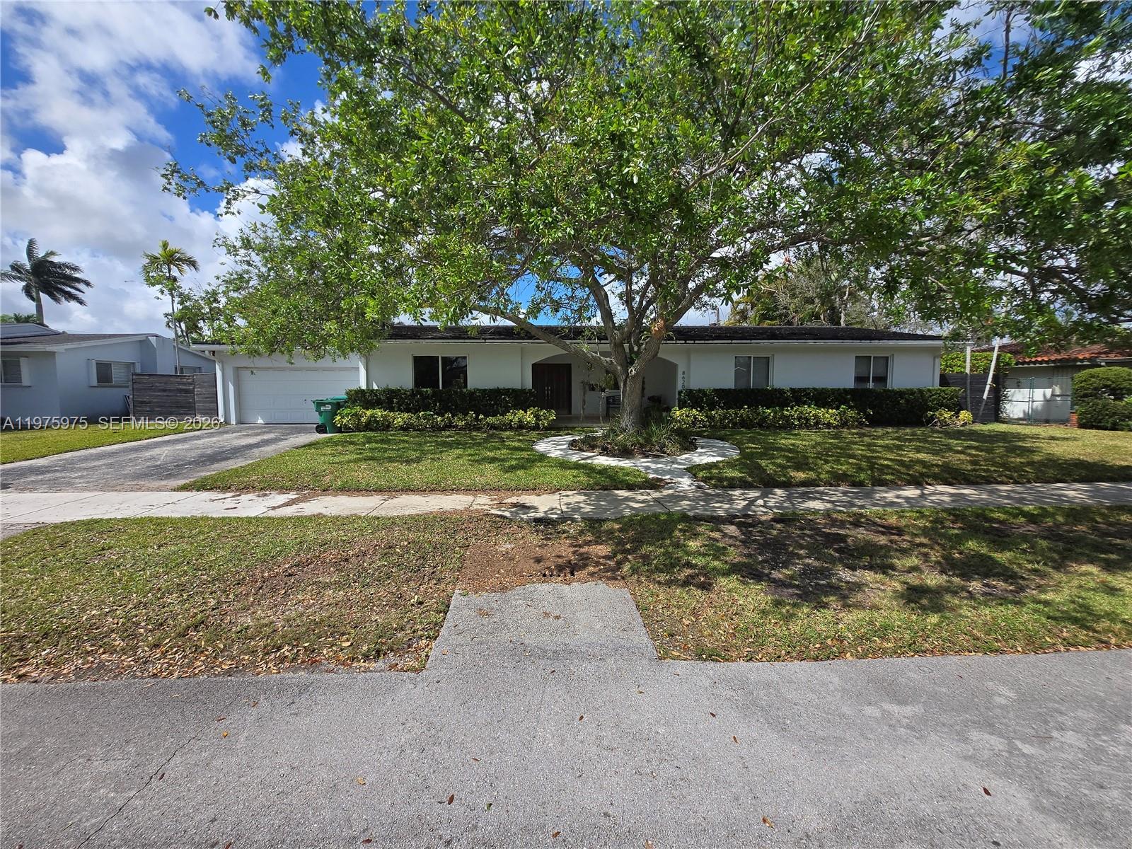 KENDALL POINT 1ST ADDN - Residential