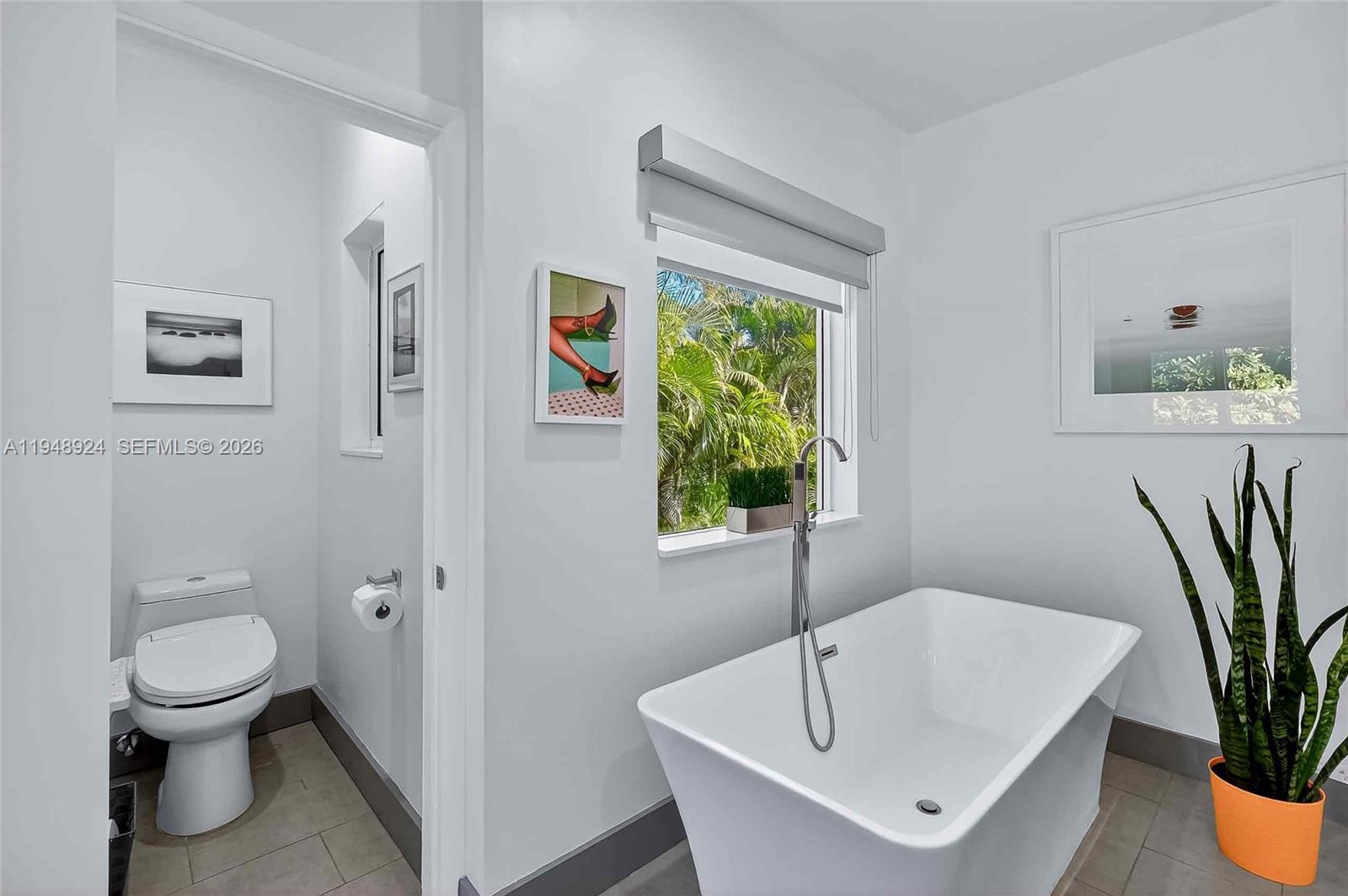 AMD PL GRIFFING BISCAYNE - Residential