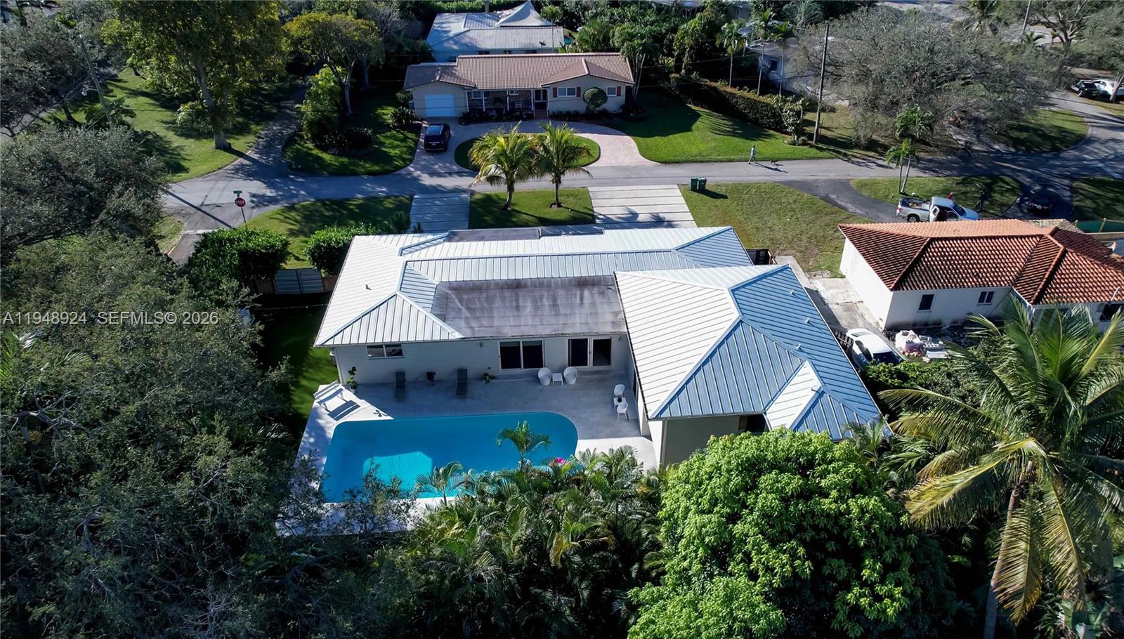 AMD PL GRIFFING BISCAYNE - Residential