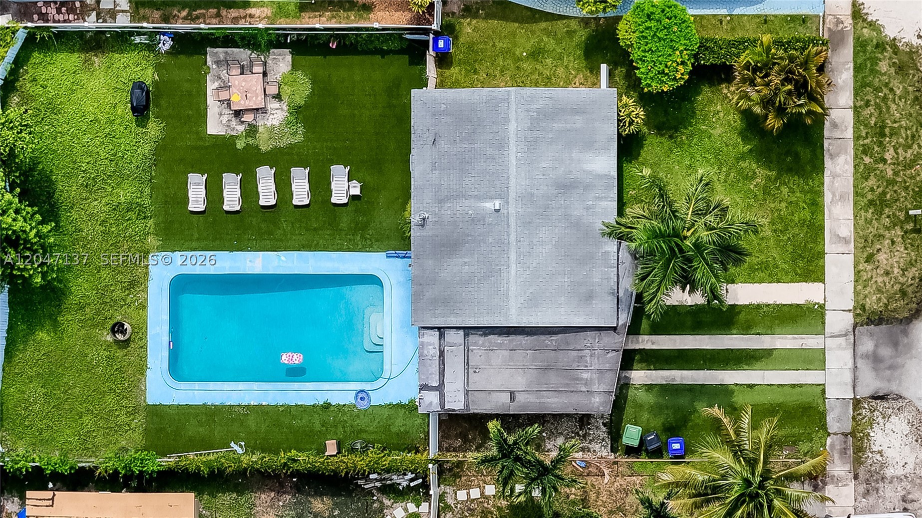 LAUDERDALE MANORS ADD-REV - Residential