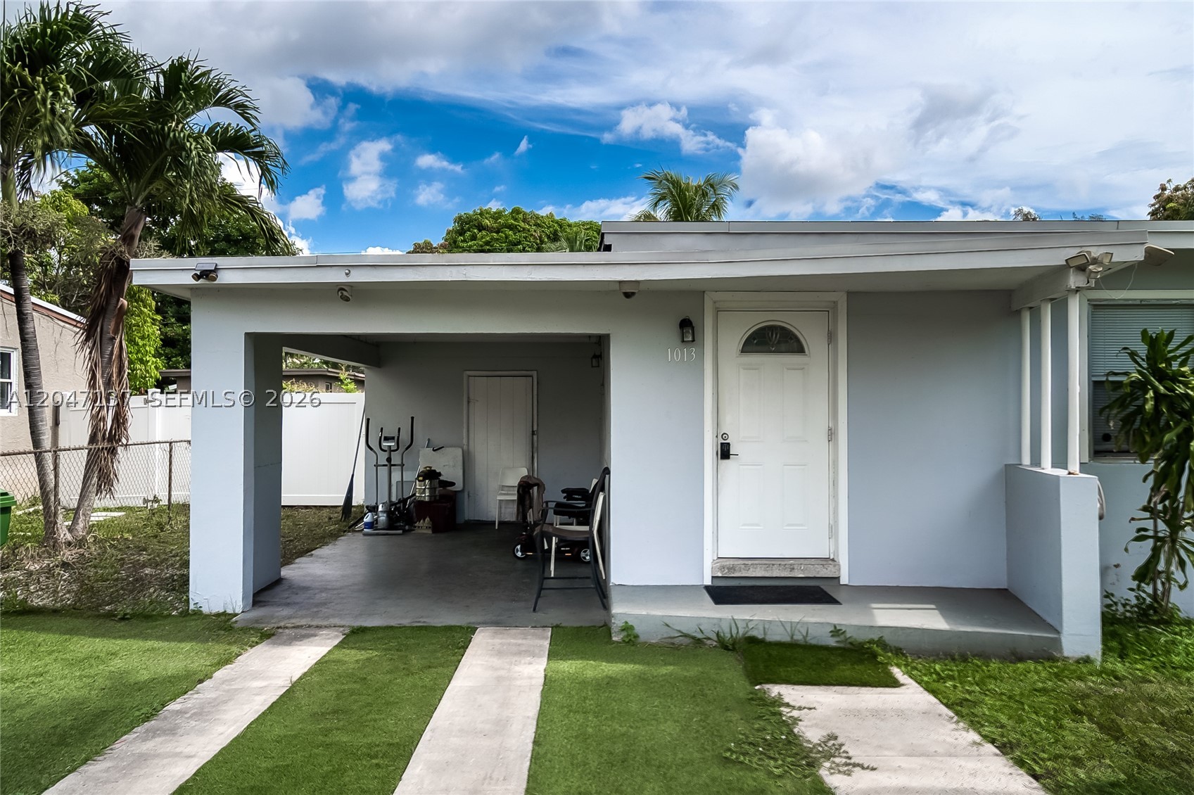 LAUDERDALE MANORS ADD-REV - Residential
