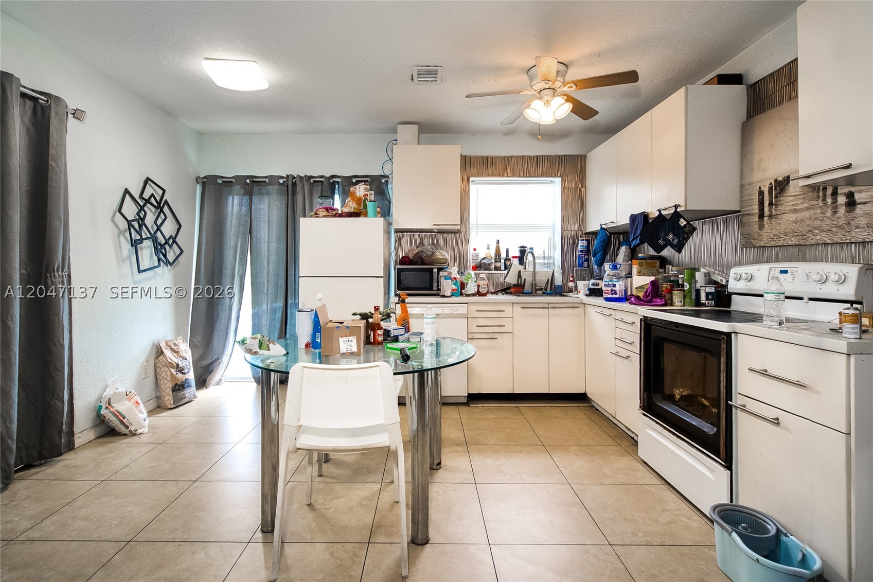 LAUDERDALE MANORS ADD-REV - Residential