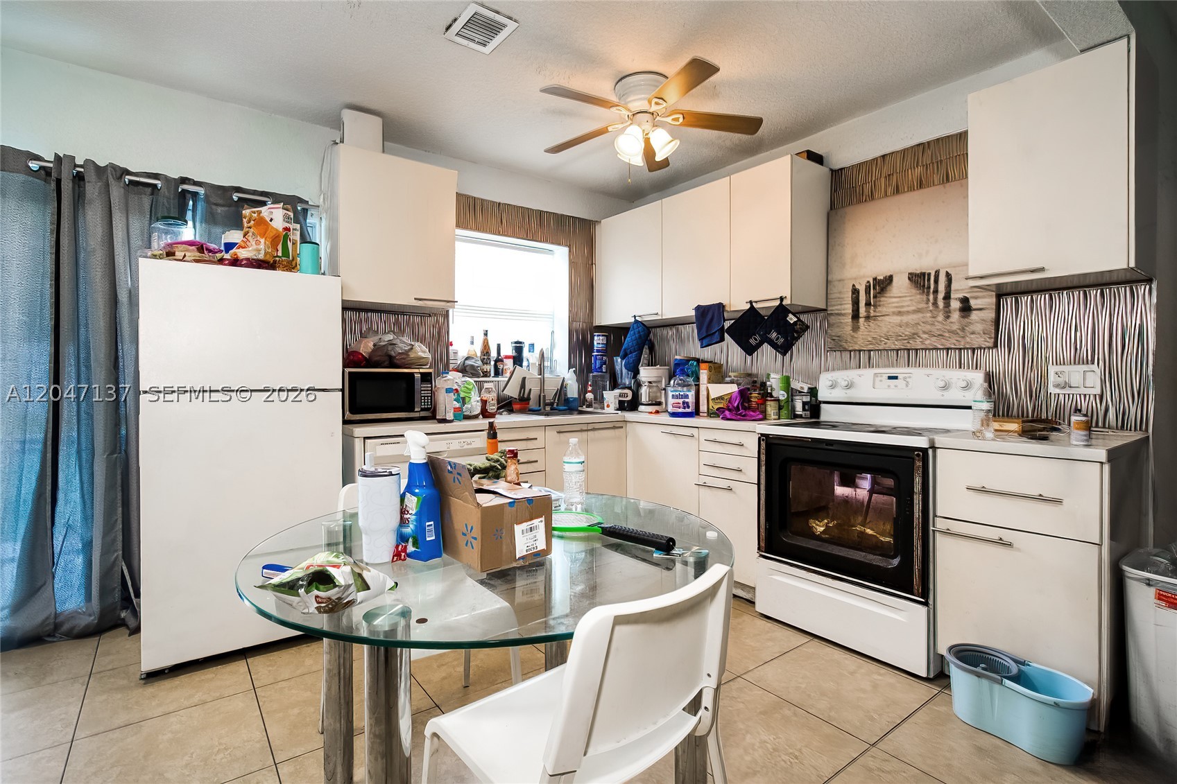 LAUDERDALE MANORS ADD-REV - Residential