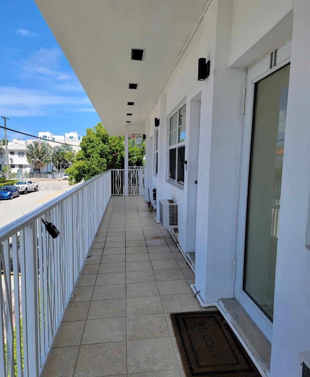 Steps from the beach, in a very quiet neighborhood. Tile floors, the unit is unfurnished, pics were taken for the previous tenant!. Tenant in place leaving on April 30th, 2026. Text or call LA