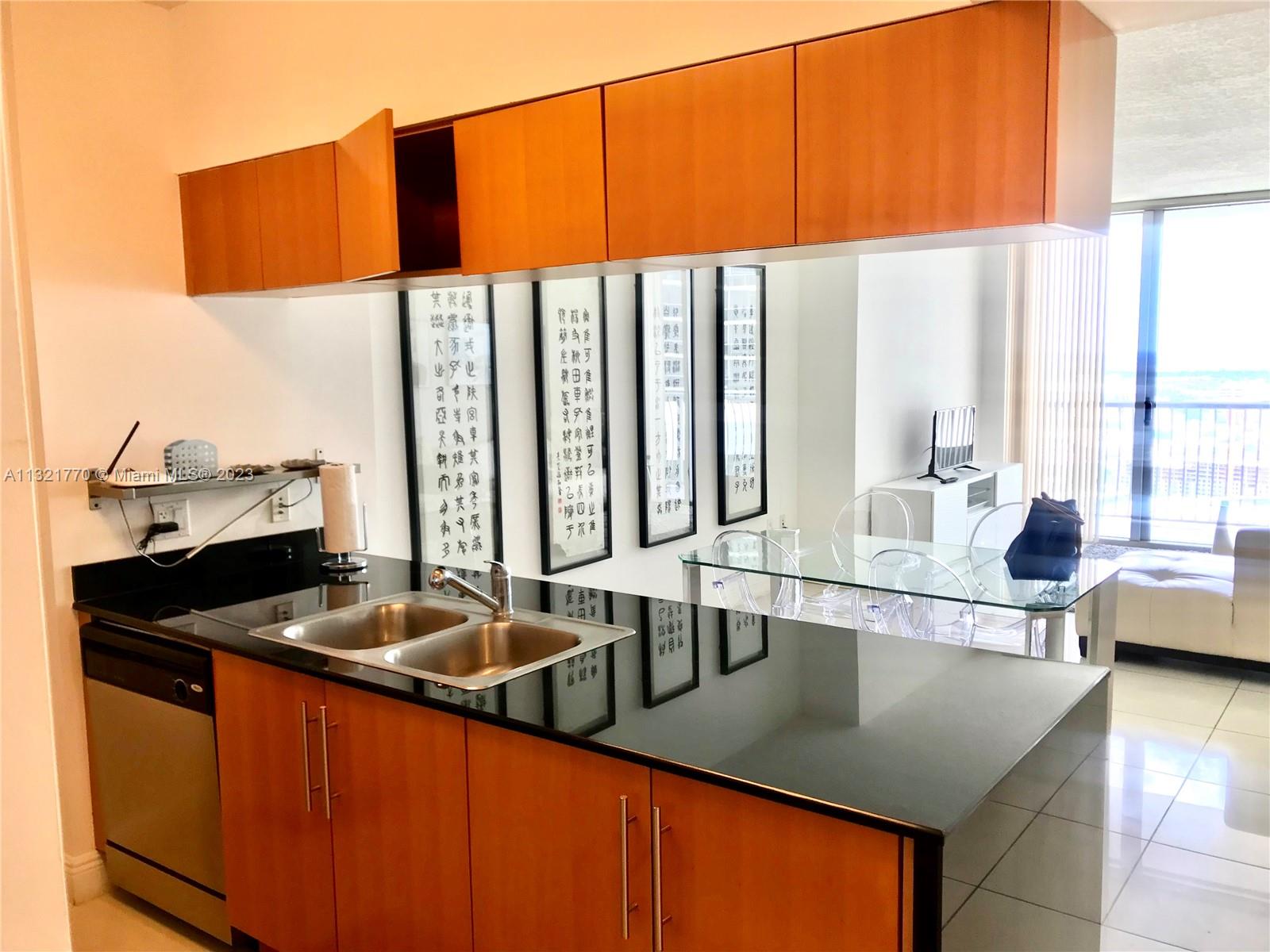 Fully Furnished, Very Clean, Very Neutral.
Year Lease or
Minimum 6-month lease
Convenient Condo Community, All Amenities, 
Excellent location: Midtown, Design District, Restaurants etc.
Biscayne and the beaches