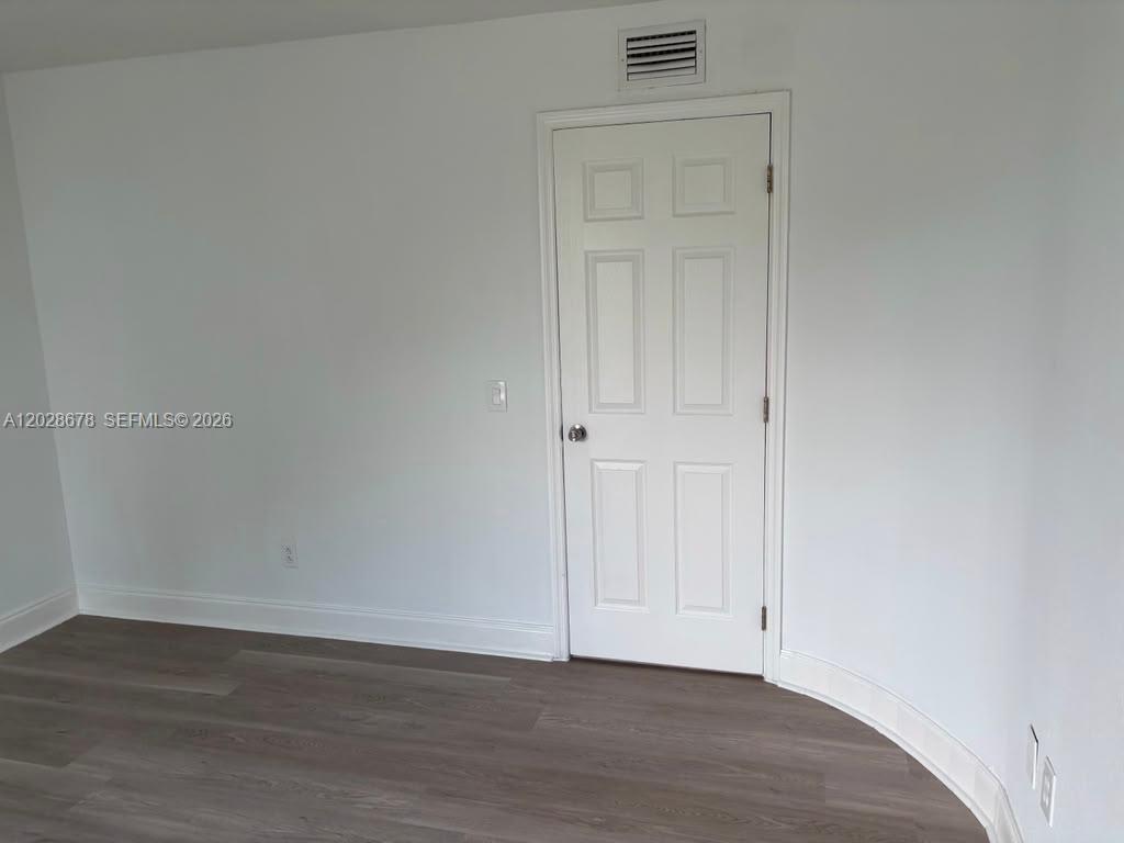 MONTECARLO CONDO - Residential
