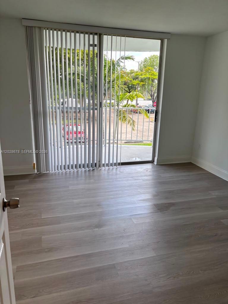 MONTECARLO CONDO - Residential