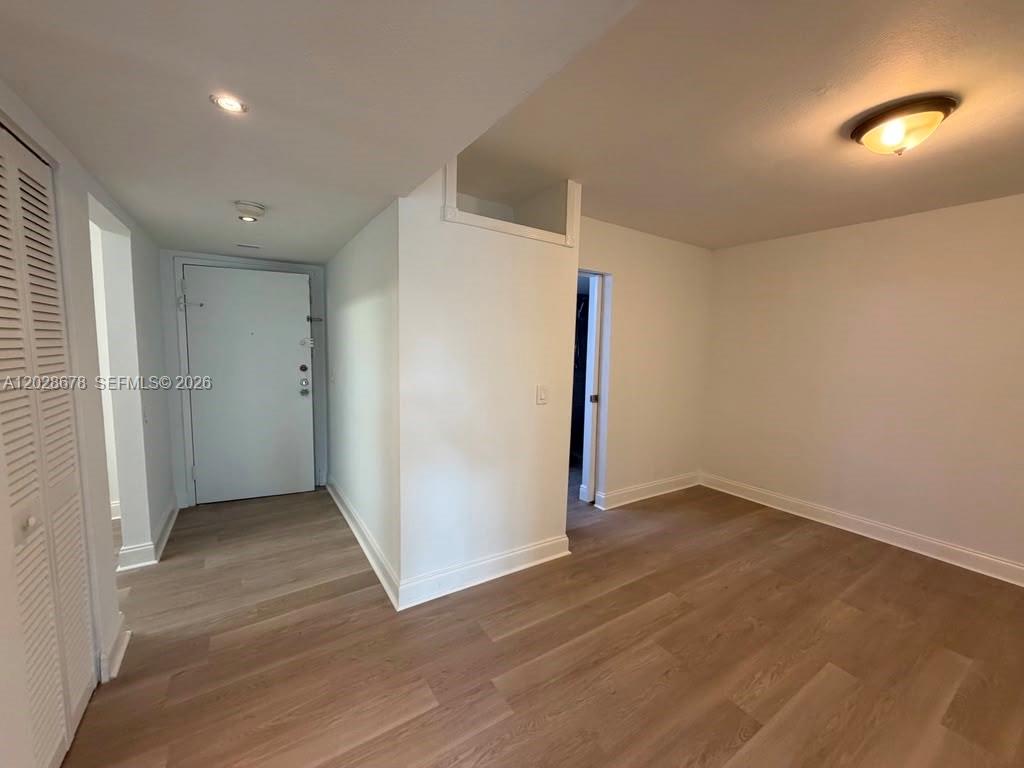 MONTECARLO CONDO - Residential