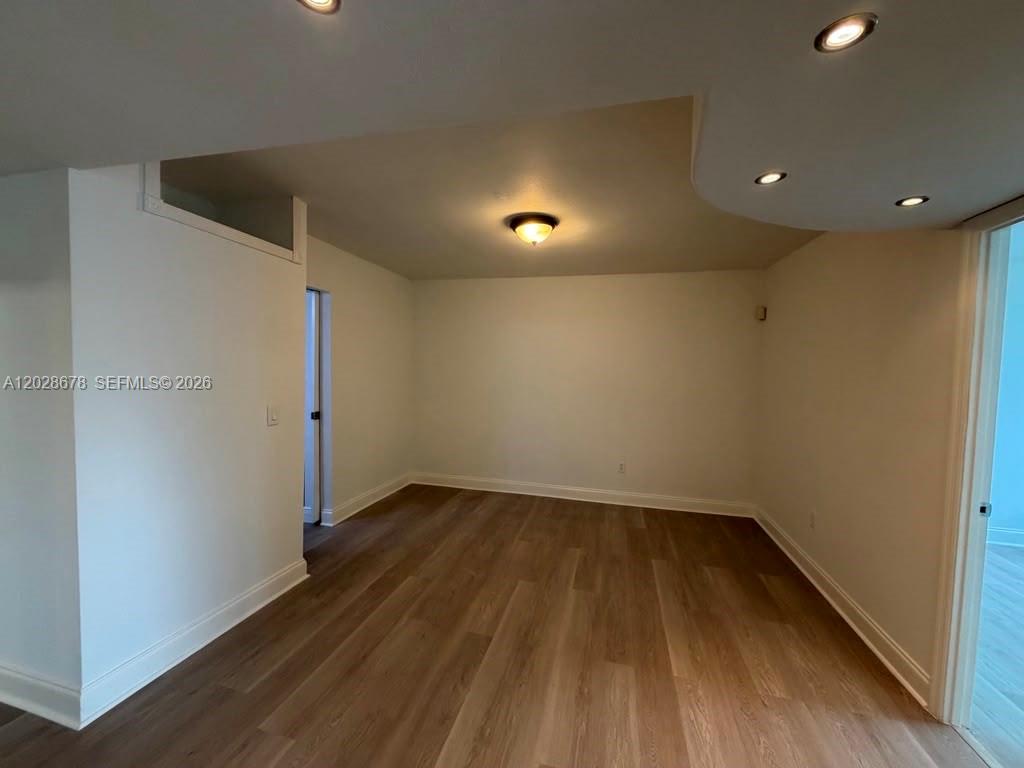 MONTECARLO CONDO - Residential