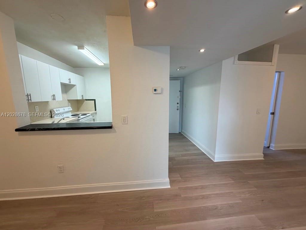 MONTECARLO CONDO - Residential