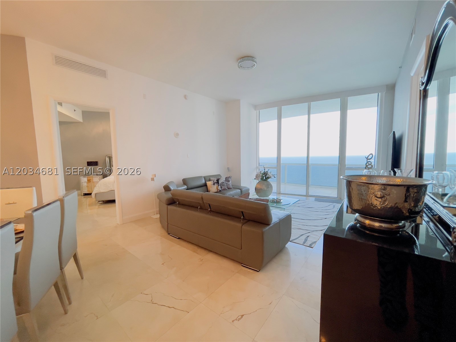 TDR TOWER I CONDO - Residential Lease