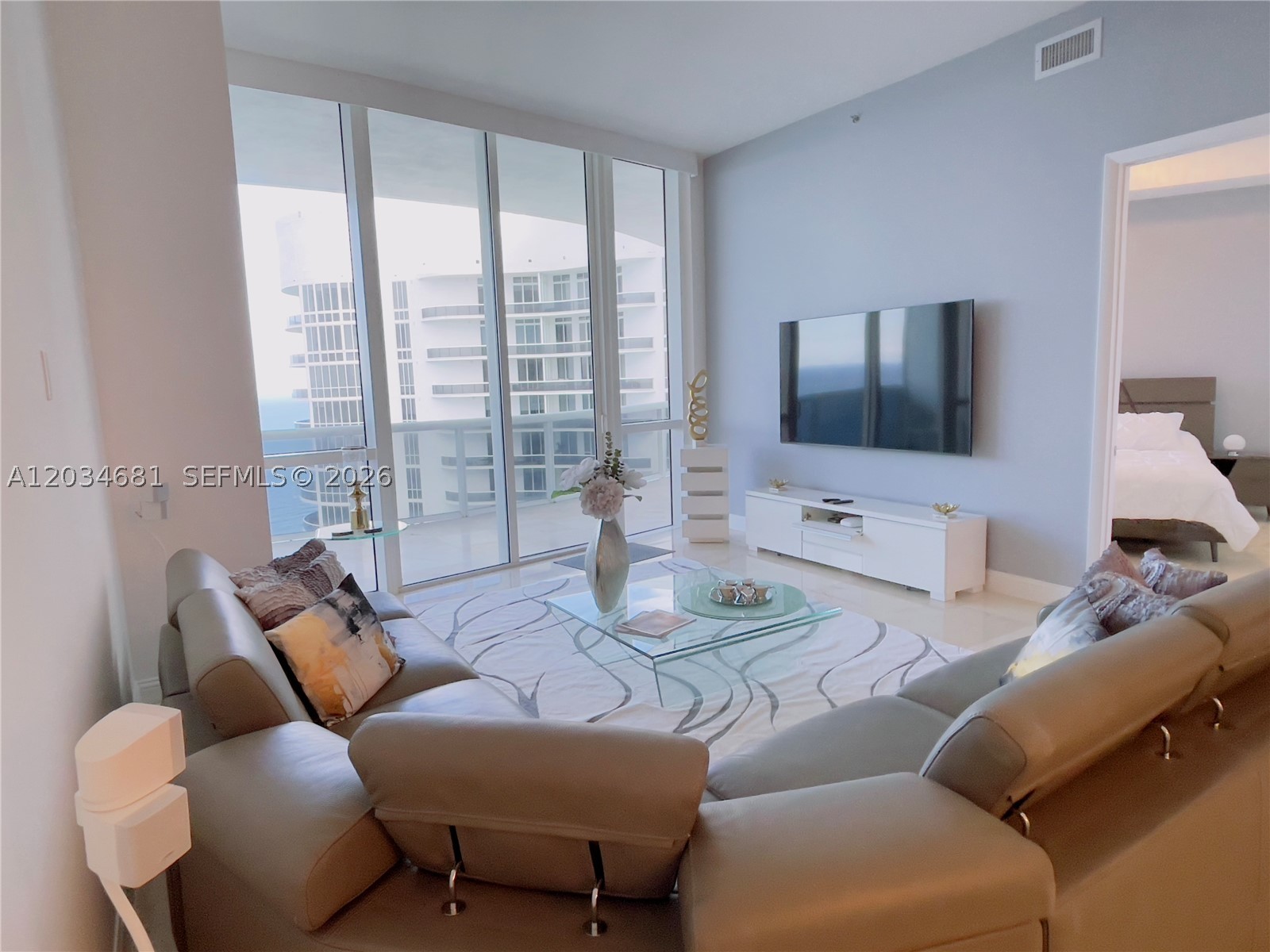 TDR TOWER I CONDO - Residential Lease
