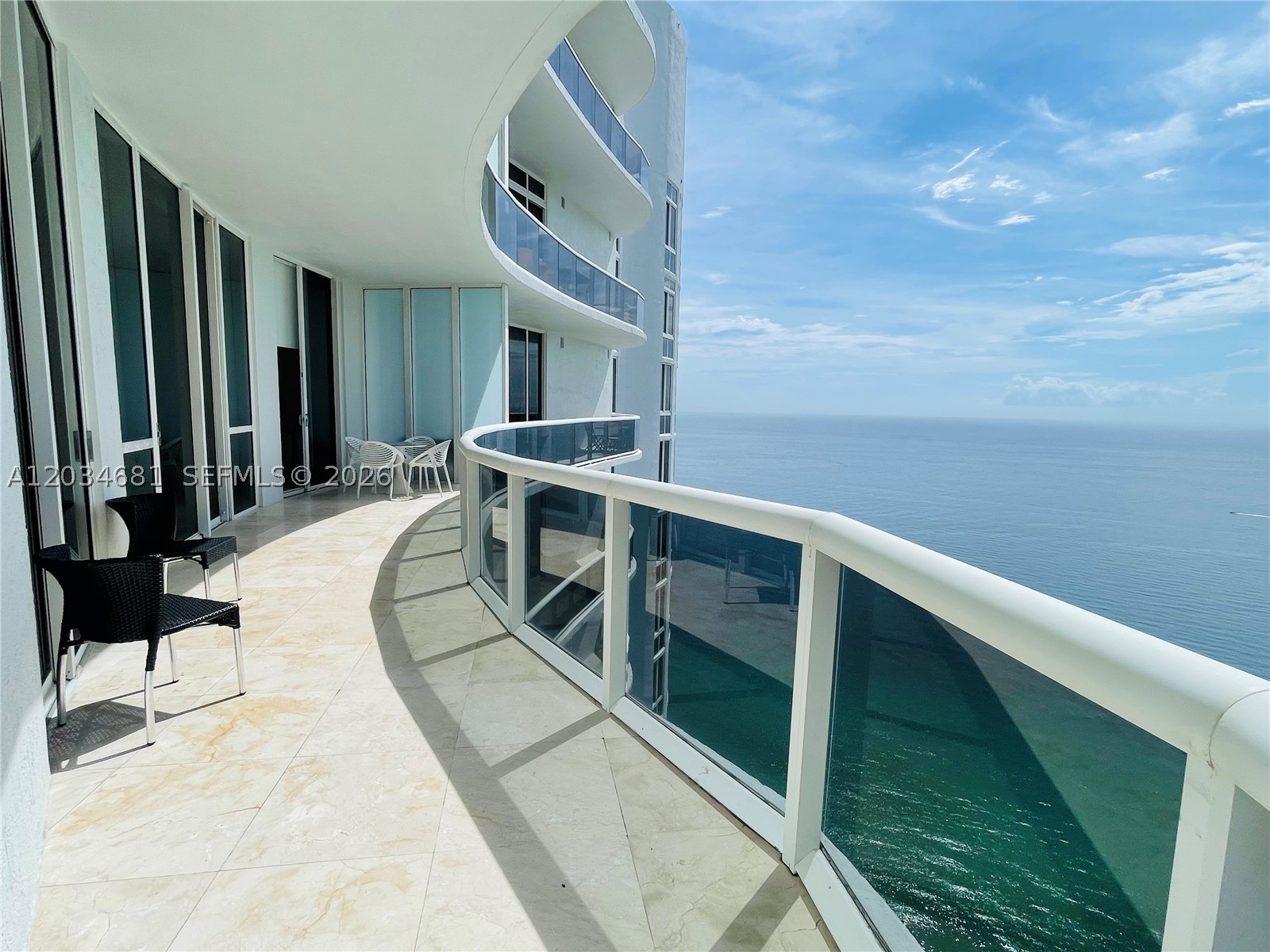 TDR TOWER I CONDO - Residential Lease